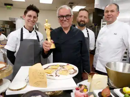 Sie kochen f&uuml;r die Stars:&nbsp;Wolfgang Puck und sein Team.