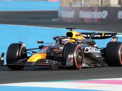 Drehte beim Abschlusstraining vor dem Gro&szlig;en Preis von Saudi-Arabien die schnellste Runde: Max Verstappen.
