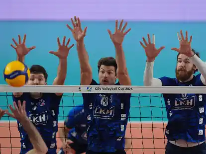 Konnten sich nicht gegen das polnische Team durchsetzen:&nbsp;L&uuml;neburgs Maxwell Elgert (l-r), Matthew Knigge und Jesse Elser .