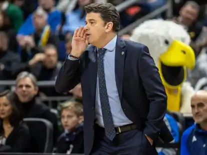 Alba-Trainer Israel Gonzalez und sein Team mussten sich Monaco geschlagen geben.