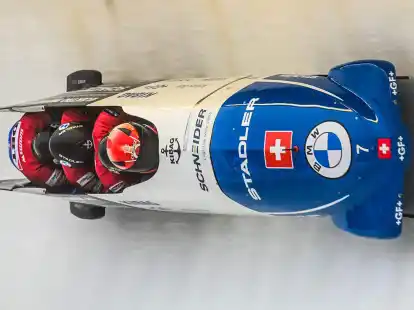 Nur dank des schnellen Einsatzes der Not&auml;rzte hatte ein Schweizer Bob-Anschieber einen schweren Sturz in Altenberg &uuml;berlebt.