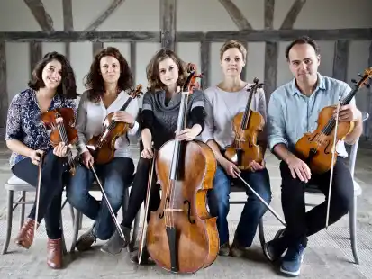 Am 4. September spielt das Spunicunifait-Quintett in Edewecht die beiden Streichquintette von Mozart.