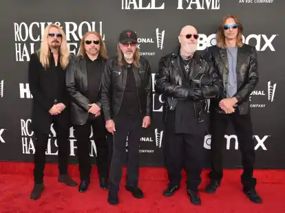 Hat die Spitze der deutschen Album-Charts erobert: die Metal-Band Judas Priest.