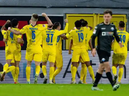 Braunschweig feierte im Abstiegskampf einen wichtigen Sieg.