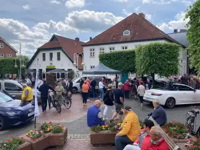 Bummeln beim Autofr&uuml;hling: Am Sonntag (24. M&auml;rz) findet die beliebte Veranstaltung wieder statt &ndash; und auch die Gesch&auml;fte haben ge&ouml;ffnet.