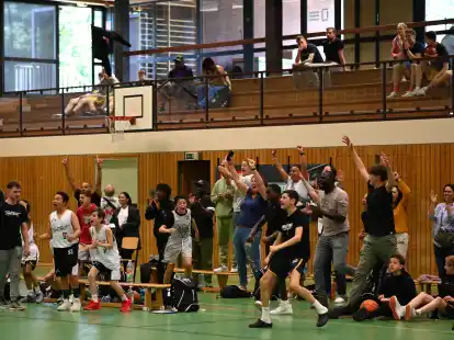 Die Sporthallen in Leer sind vom 31. Mai bis zum 2. Juni ausgebucht, der Grund: Das Mega-Basketball-Turnier „Aldi-Cup“ von Fortuna Logabirum.