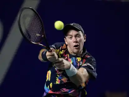 Dominik Koepfer hat beim Tennisturnier in Miami die dritte Runde erreicht.