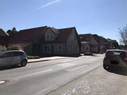 An der Bahnhofstra&szlig;e in Zetel soll mehr Wohnraum geschaffen werden.