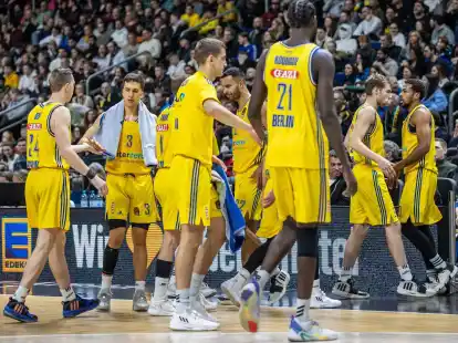 Alba unterlag Anadolu Efes Istanbul mit 84:85.