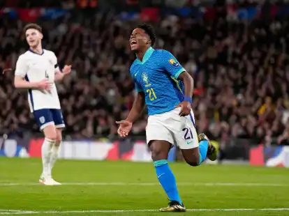 Endrick (r) war der Matchwinner f&uuml;r die Brasilianer gegen England.