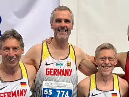 Holten Gold für Deutschland: Kurt Fischer (von links), Heiner Lüers, Gerhard Zorn und Ulrich Dierking.