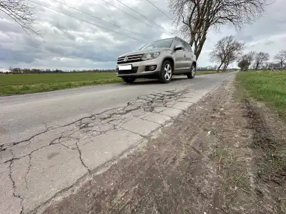 Kaputt: Der Sp&auml;tenweg im Wiefelsteder Norden ist in keinem guten Zustand.