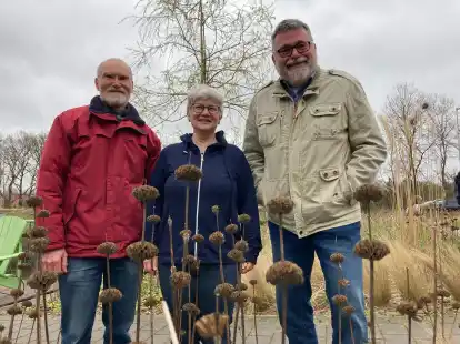 Sie wollen gemeinsam bauen (v.l.) und suchen weitere Mitstreiter: Michael Scharmann, Maria Sch&auml;fer-Buddenkotte und Michael Aldenhoff.