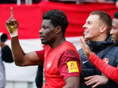 Hat in der laufenden Zweitliga-Saison bereits 14 Tore erzielt: Kaiserslauterns Ragnar Ache.