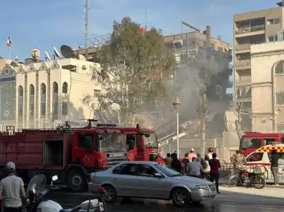 Das zerst&ouml;rte Geb&auml;ude auf dem Gel&auml;nde der iranischen Botschaft in Damaskus.