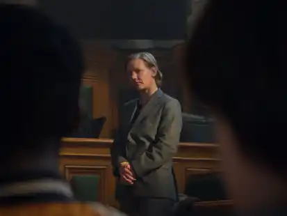 Sandra H&uuml;ller als Sandra in einer Szene des Films &bdquo;Anatomie eines Falls&ldquo;, der bei den diesj&auml;hrigen Oscars in der Kategorie &bdquo;Bestes Originaldrehbuch&ldquo; gewann.