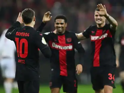 Leverkusen gewann das Halbfinale gegen die Fortuna souver&auml;n mit 4:0.