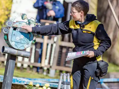 Die au&szlig;ergew&ouml;hnliche Art der Postzustellung per Kahn hat eine 127 Jahre alte Tradition.