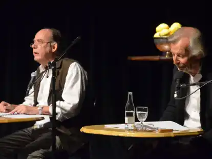 Klaus Modick und Bernd Eilert, hier während einer früheren Lesung im Theater Laboratorium.