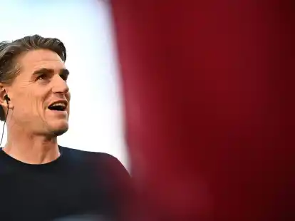 Sportdirektor Christoph Freund hat sich zur Trainersuche des FC&nbsp;Bayern M&uuml;nchen ge&auml;u&szlig;ert.