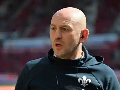 Trainer Torsten Lieberknecht und Darmstadt 98 stehen vor dem Wiederabstieg in die 2. Bundesliga.