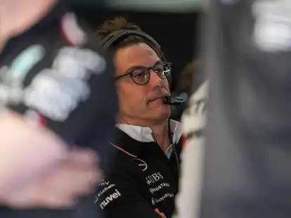 Mercedes-Teamchef Toto Wolff ist sich sicher, dass Max Verstappen auch in diesem Jahr den WM-Titel gewinnt.