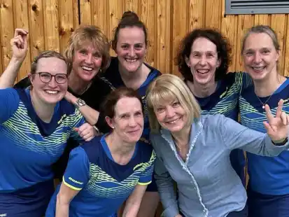 Die Tischtennis-Damen des TuS Sande krönten eine erfolgreiche Saison mit Rang zwei in der Landesliga.