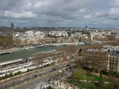 Auf dem Fluss wird die Er&ouml;ffnungsfeier der Olympischen Spiele 2024 in Paris mit Booten f&uuml;r jede nationale Delegation stattfinden.