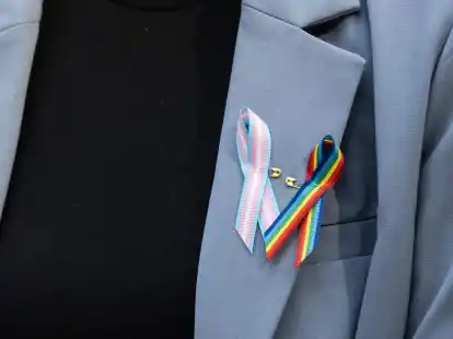 Gr&uuml;nes Licht f&uuml;r das neue Selbstbestimmungsgesetz: Die Erleichterungen betreffen vor allem transgeschlechtliche, intergeschlechtliche und nicht-bin&auml;re Menschen.