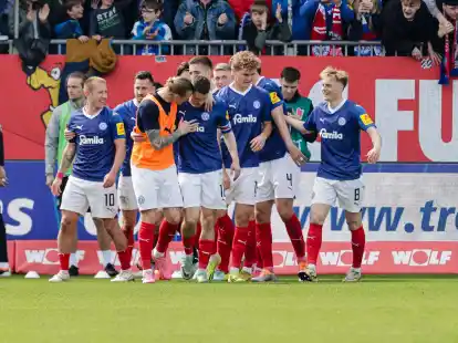 Holstein Kiel ist klar auf Kurs in Richtung Bundesliga.