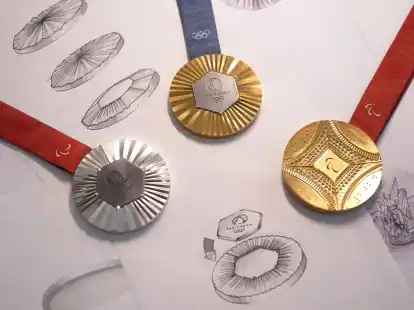 Objekte der Begierde: Medaillen der Spiele in Paris 2024.