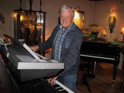 Mike Oudewaal kann auch im Rentenalter nicht ohne Musik.