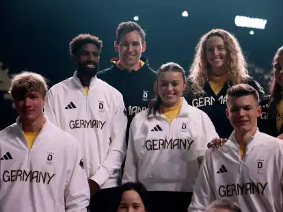 Rot, Schwarz, Wei&szlig; und Gelb: In diesen Farben werden die Olympioniken Deutschland in Paris vertreten.