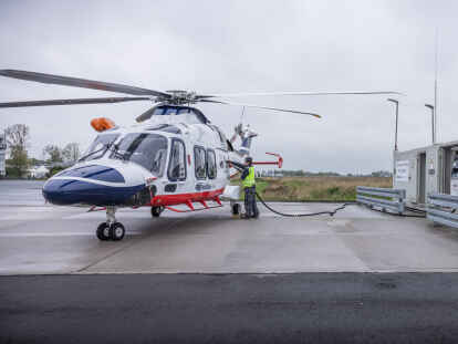 Hubschrauber-Betankung: Die SAF-Tankstelle auf dem Flugplatz in Emden.