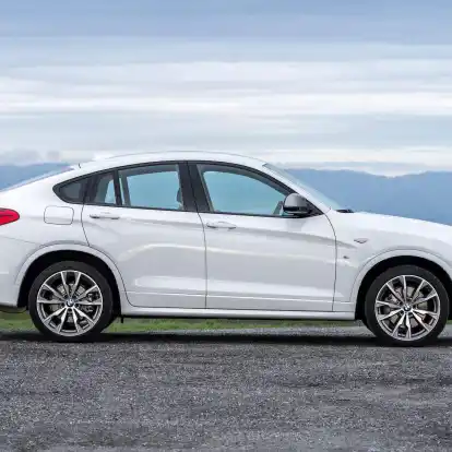 Weißes Auto mit weißer Weste? Was ist beim BMW X4 als Gebrauchtwagen wichtig?