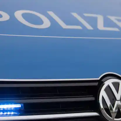 Die Polizei hat bei einer Hausdurchsuchung in Schöntal mehrere Waffen und eine große Anzahl Munition gefunden (Symbolbild).