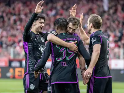 Der FC&nbsp;Bayern M&uuml;nchen fertigte den 1. FC&nbsp;Union Berlin in der Alten F&ouml;rsterei mit 5:1 ab.
