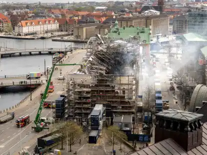 Ein Blick auf die &Uuml;berreste der alten B&ouml;rse in Kopenhagen.