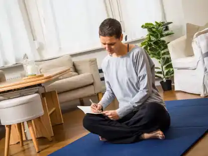 Was habe ich heute alles geschafft? Manchmal hilft es, sich nicht nur eine To-Do-, sondern auch eine I-did-Liste zu machen, empfehlen Wartha und Kobel.