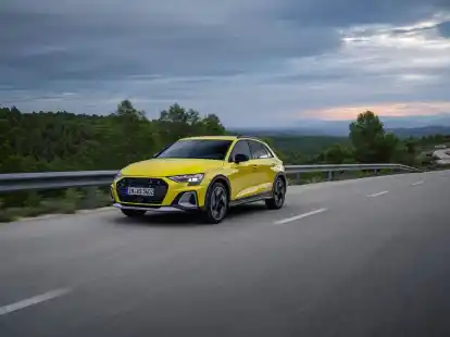 Zu erkennen ist der &uuml;berarbeitete A3 von au&szlig;en an einer anderen Frontsch&uuml;rze und an einem neuen Tagfahrlicht, das vom Fahrer individuell programmiert werden kann.