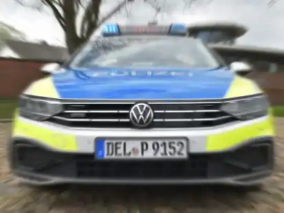 Die Polizei sucht Zeugen eines Einbruchs in Schweiburg