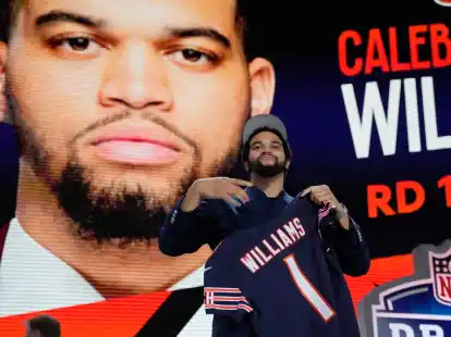 Quarterback Caleb Williams wird k&uuml;nftig in der NFL f&uuml;r die Chicago Bears spielen.