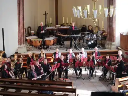 Nach langer Pause lädt das BSW Orchester Brake wieder zum Konzert in die St.-Bartholomäus-Kirche in Brake ein. Die musikalische Leitung hat Musikstudent Felix Deeken.