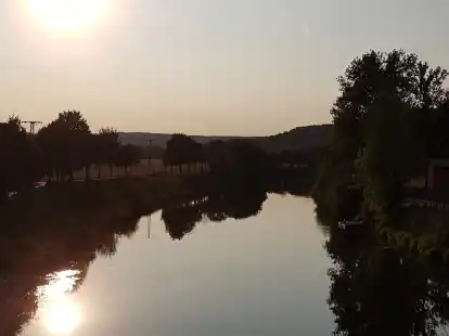 Die &bdquo;Toskana des Ostens&ldquo;: Beim Blick auf den Sonnenuntergang &uuml;ber der Saale schmeckt der Wein gleich noch besser.