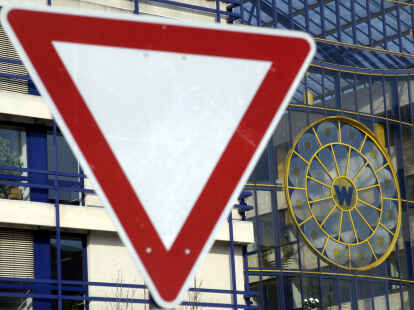 Symbolbild: Auf eine neue Verkehrsregelung am Immerweg weist die Gemeinde hin.