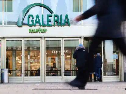 Galeria Karstadt Kaufhaus will laut Informationen der dpa  16 seiner 92 Warenhäuser schließen.