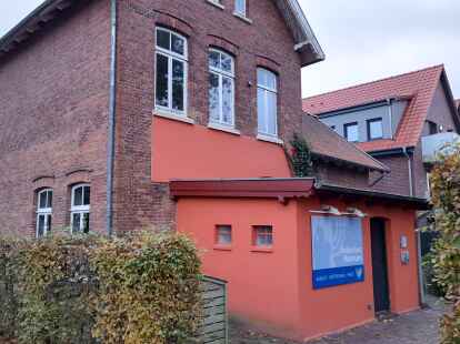 Eigentlich sollte das jüdische Gemeindehaus 1985 zugunsten von Parkplätzen abgebrochen werden. Nach Bürgerprotesten erhielt es als Museum August-Gottschalk-Haus jedoch eine neue Zukunft.