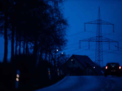 Noch höhere Strommaste in einem Wohngebiet – davor fürchten sich viele Anwohner von Bockhorn.