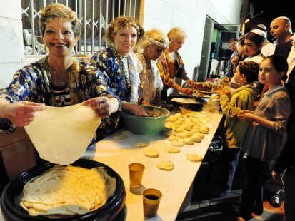 Wird traditionell im Anschluss an die Pessach-Feiertage gefeiert: Das Mimouna-Fest hat seinen Ursprung in Marokko.