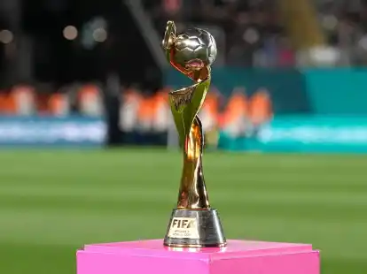 Deutschland bewirbt sich gemeinsam mit den Niederlanden und Belgien um die Fu&szlig;ball-WM der Frauen 2027.